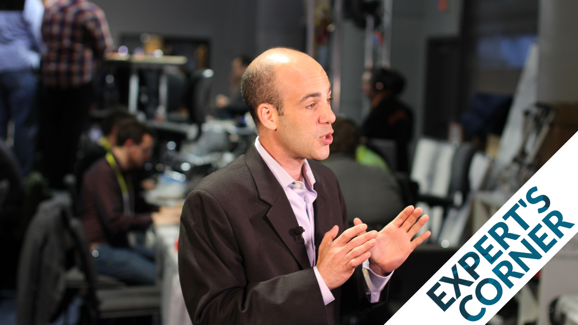 Expert's Corner: 22 Ways For Aspiring Sales Professionals To Become Great Leaders